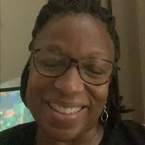 Meet your Posher, Jeanne